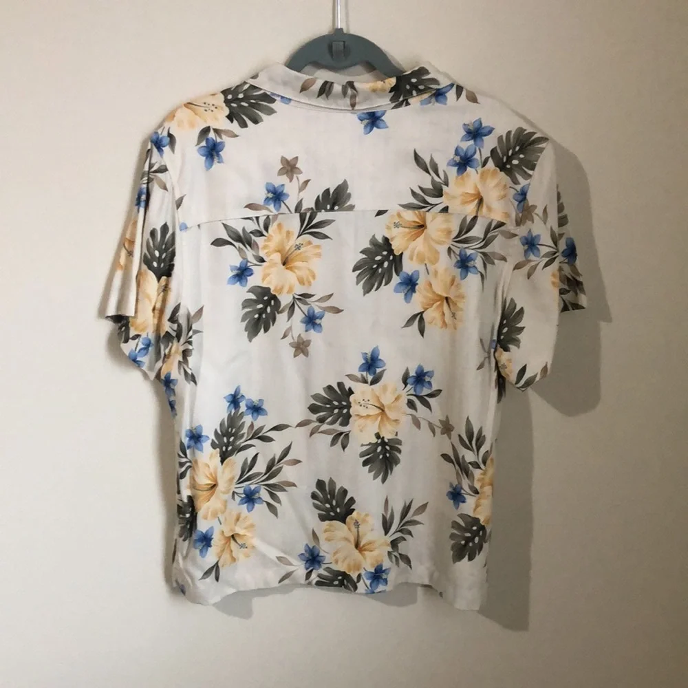 Vintage Hawaiian Shirt. XL. Blue/yellow/green/brown. Minor wear due to age. - Picture 2 of 4
